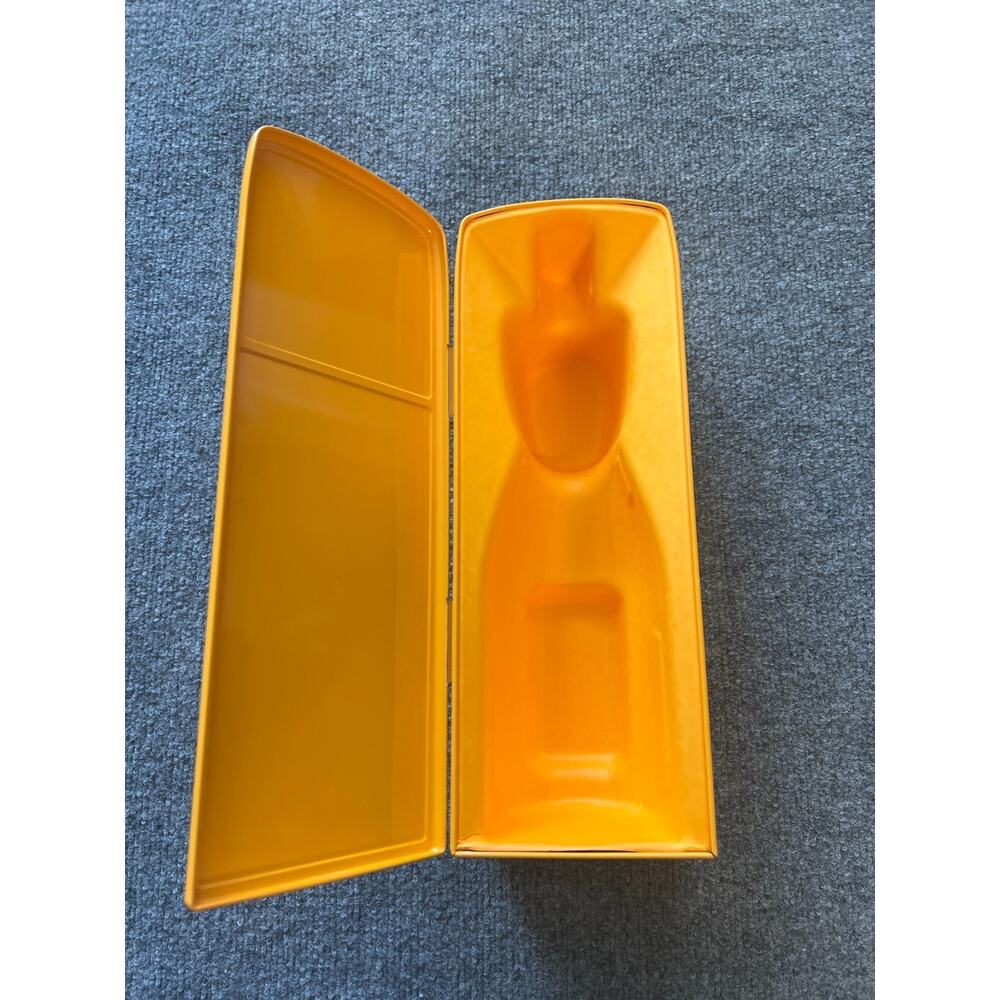 RARE Limited Addition 250 Years Veuve Clicquot SMEG Champagne Cooler Fridge Box - Picture 3 of 10